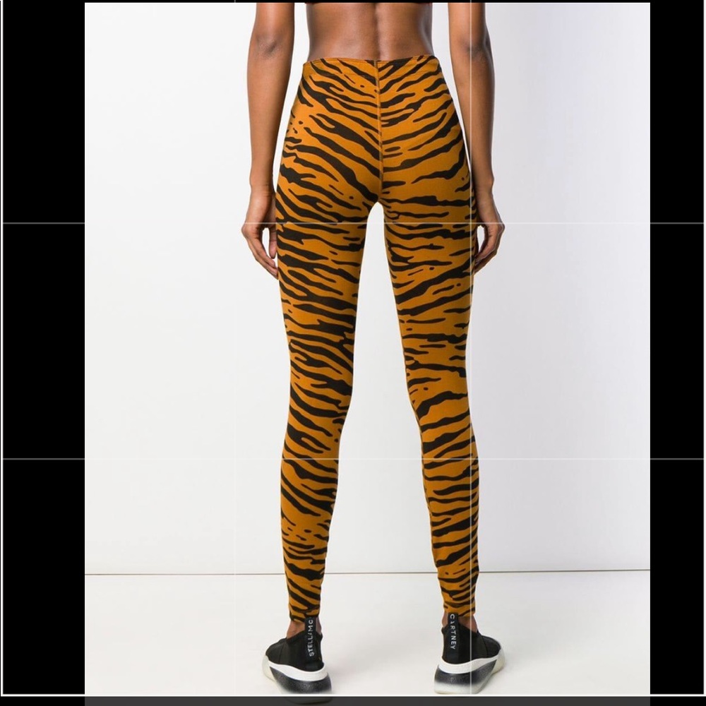 Nike workout tights/leggings